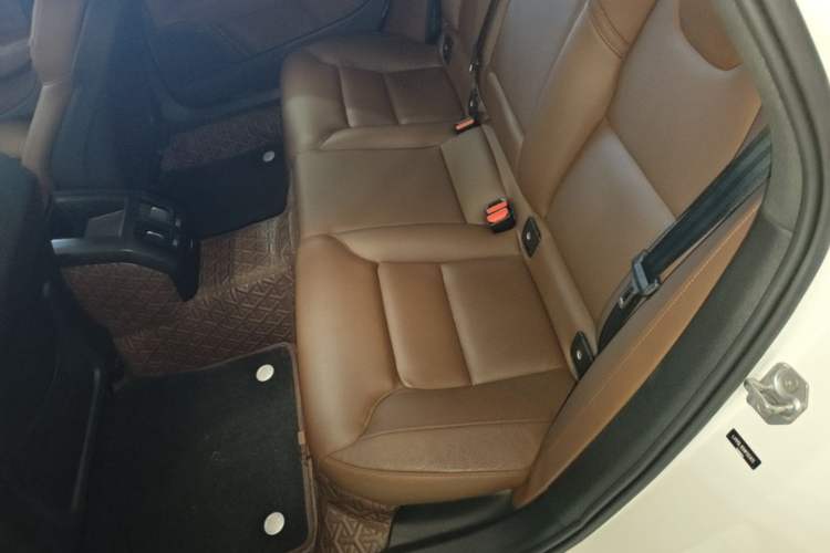 Used Volvo S90 2022 B5 Zhiyi Luxury Edition Left Rear Seat