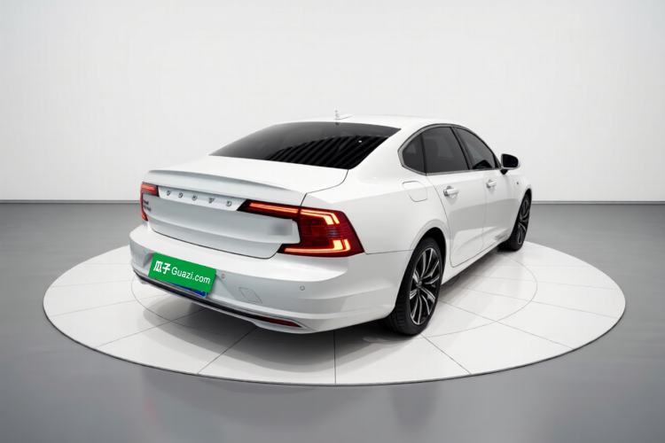 Used Volvo S90 2022 B5 Zhiyuan Luxury Edition Rear Right 45 Deg