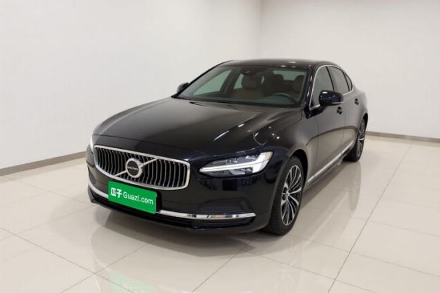 Volvo S90 2023 B5 Zhiyi Luxury Edition с пробегом