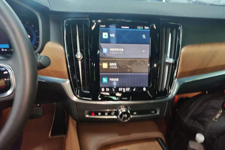 Used Volvo S90 2023 B5 Zhiyi Luxury Edition Audio And AC Panel