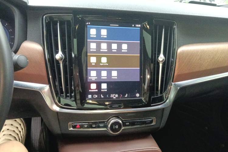 Used Volvo S90 2023 B5 Zhiyi Luxury Edition Audio And AC Panel