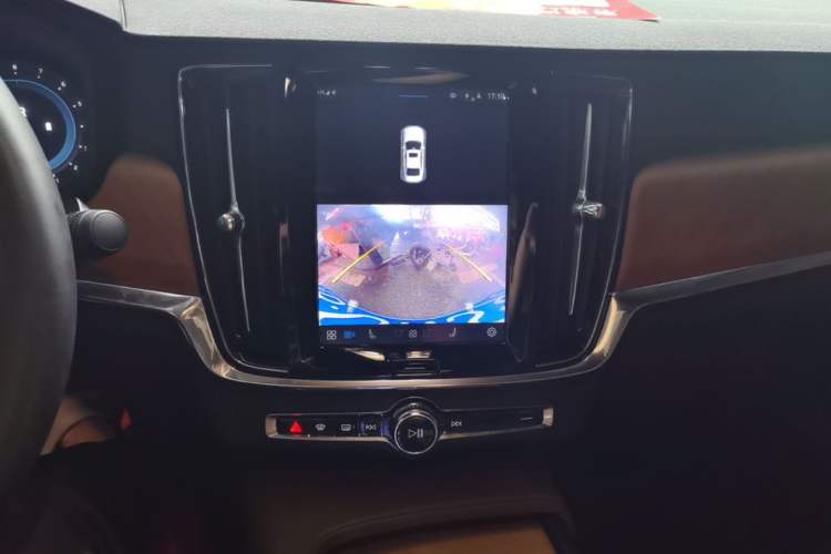 Used Volvo S90 2023 B5 Zhiyi Luxury Edition Audio And AC Panel
