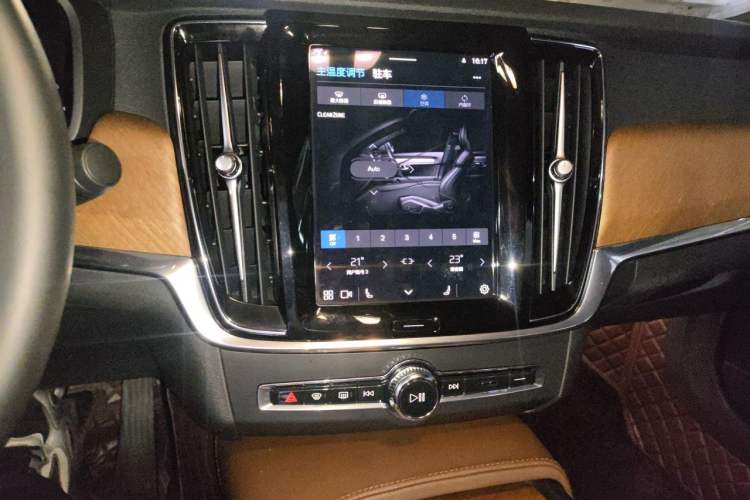 Used Volvo S90 2023 B5 Zhiyi Luxury Edition Audio And AC Panel