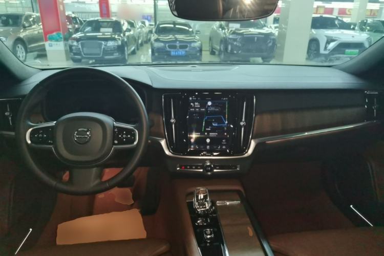 Used Volvo S90 2023 B5 Zhiyuan Luxury Edition Center Console