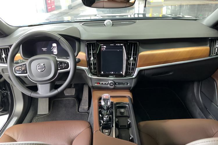 Used Volvo S90 2023 B5 Zhiyi Luxury Edition Center Console