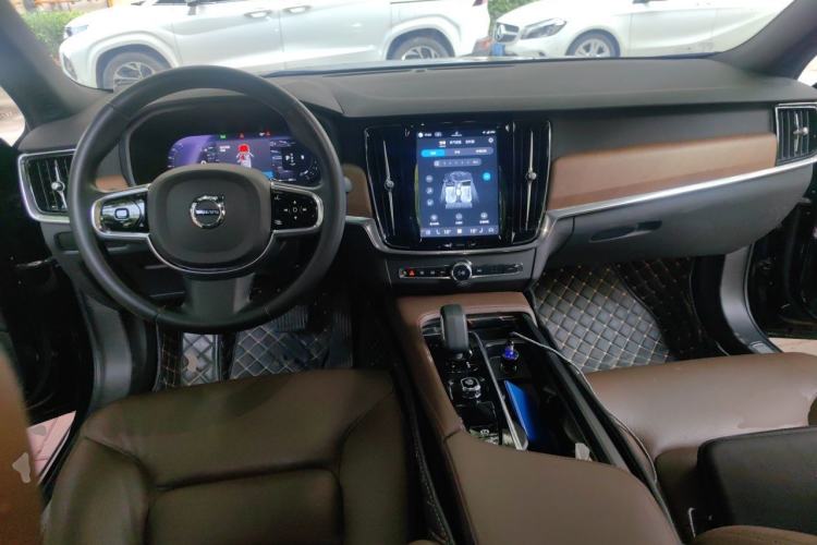 Used Volvo S90 2023 B5 Zhiyi Luxury Edition Center Console