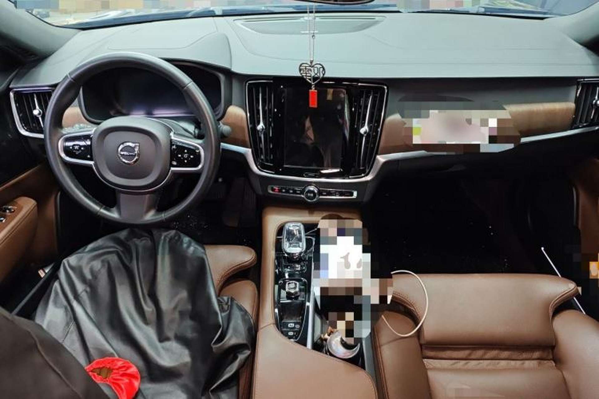 Used Volvo S90 2023 B5 Zhiyuan Luxury Edition Center Console