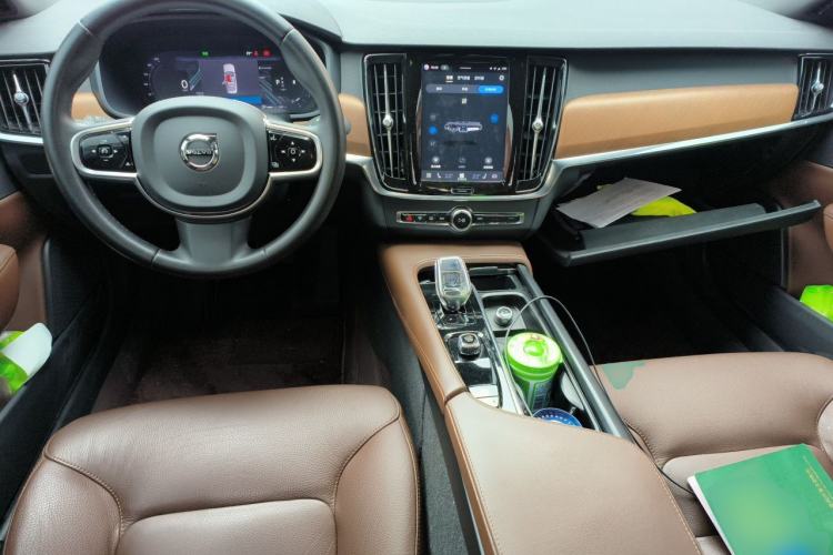 Used Volvo S90 2023 B5 Zhiyi Luxury Edition Center Console