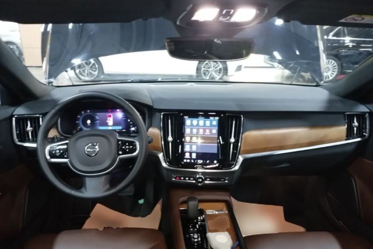 Used Volvo S90 2023 B5 Zhiyi Luxury Edition Center Console