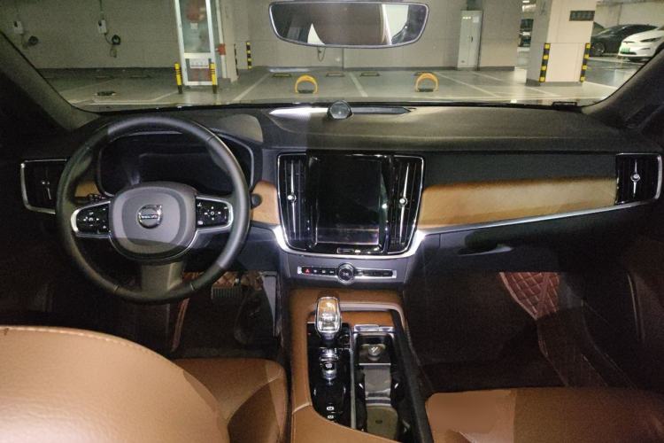 Used Volvo S90 2023 B5 Zhiyi Luxury Edition Center Console