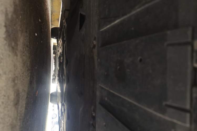 Used Volvo S90 2023 B5 Zhiyi Luxury Edition Chassis Front