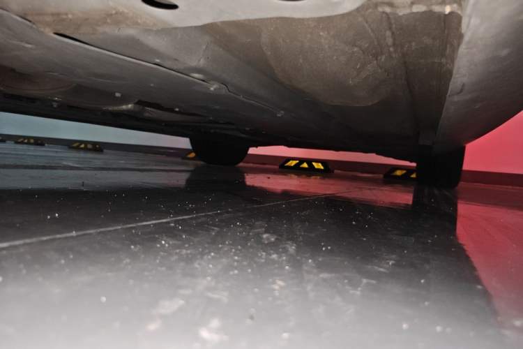 Used Volvo S90 2023 B5 Zhiyuan Luxury Edition Chassis Front Left