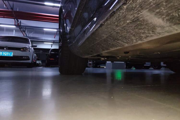 Used Volvo S90 2023 B5 Zhiyuan Luxury Edition Chassis Front Left
