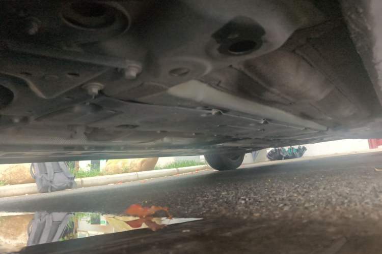 Used Volvo S90 2023 B5 Zhiyi Luxury Edition Chassis Front Left