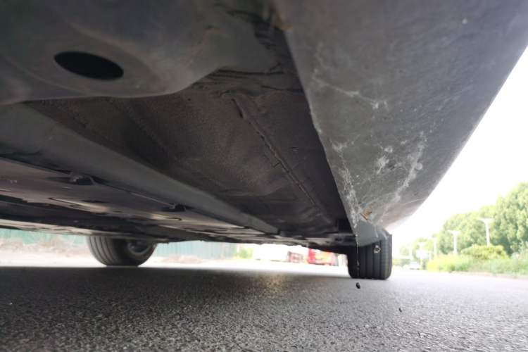 Used Volvo S90 2023 B5 Zhiyi Luxury Edition Chassis Front Left