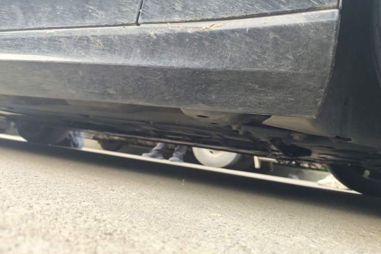 Used Volvo S90 2023 B5 Zhiyuan Luxury Edition Chassis Front Right