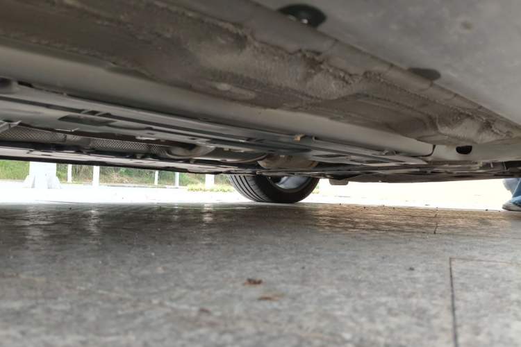 Used Volvo S90 2023 B5 Zhiyuan Luxury Edition Chassis Front Right