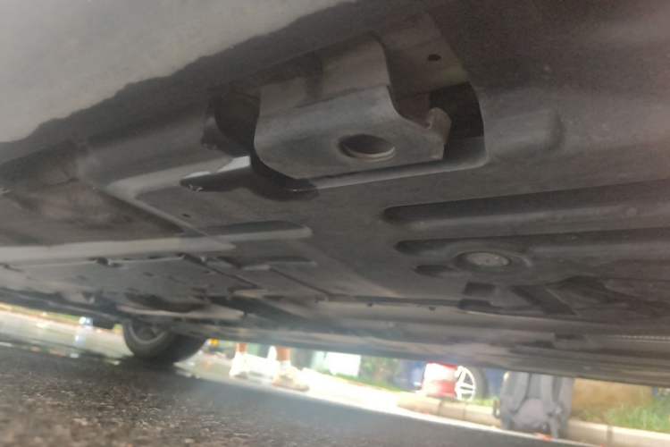 Used Volvo S90 2023 B5 Zhiyi Luxury Edition Chassis Rear Left