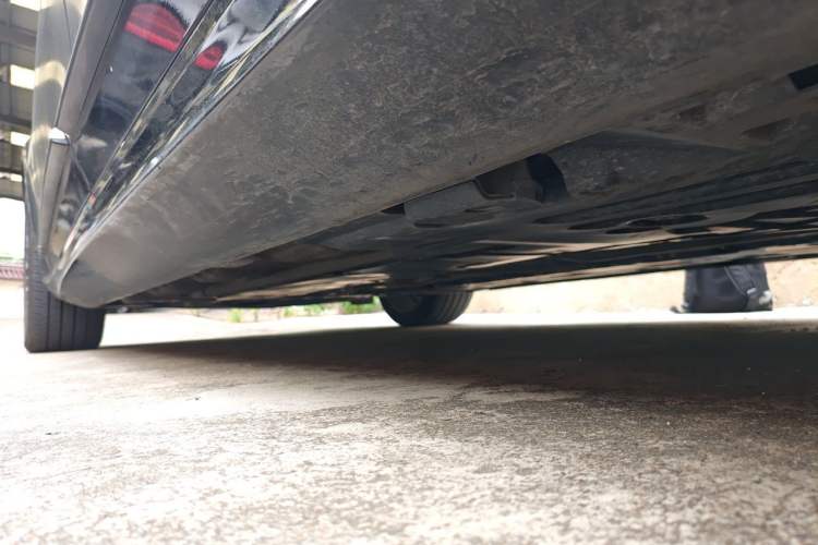 Used Volvo S90 2023 B5 Zhiyi Luxury Edition Chassis Rear Left