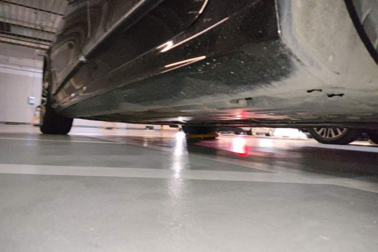 Used Volvo S90 2023 B5 Zhiyi Luxury Edition Chassis Rear Left