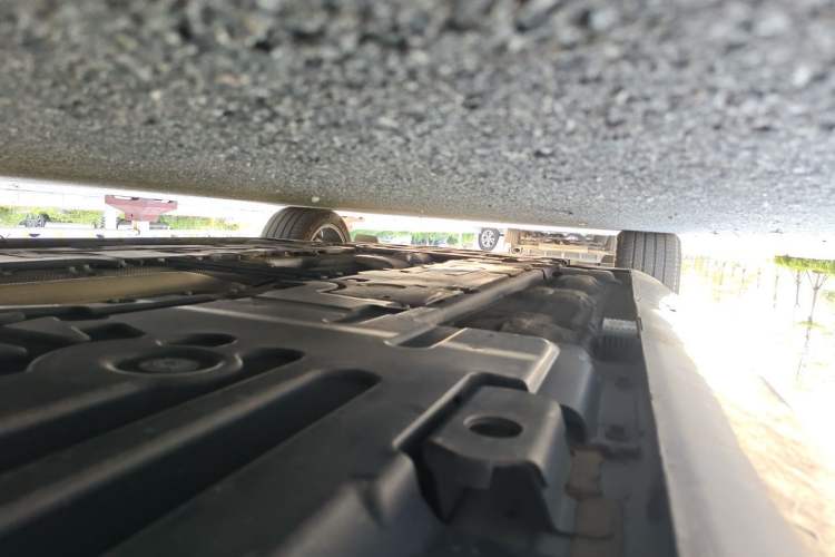 Used Volvo S90 2023 B5 Zhiyi Luxury Edition Chassis Rear Left