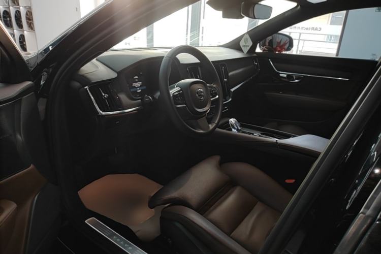 Used Volvo S90 2023 B5 Zhiyuan Luxury Edition Driver Seat