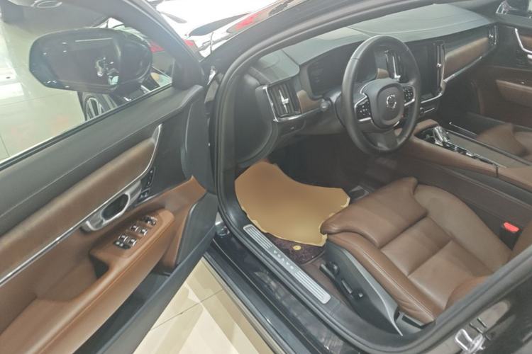 Used Volvo S90 2023 B5 Zhiyuan Luxury Edition Driver Seat