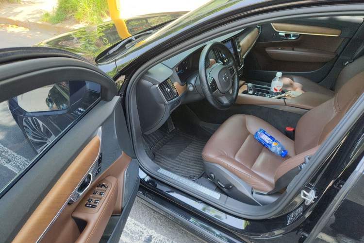 Used Volvo S90 2023 B5 Zhiyi Luxury Edition Driver Seat