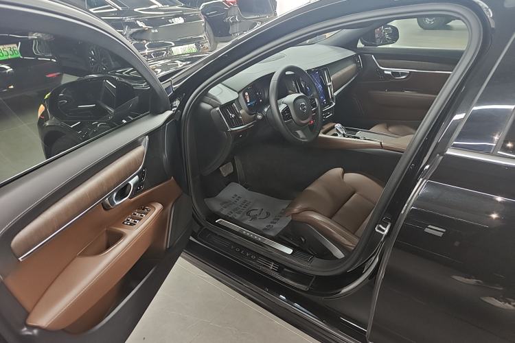 Used Volvo S90 2023 B5 Zhiyuan Luxury Edition Driver Seat