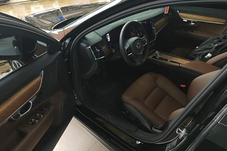 Used Volvo S90 2023 B5 Zhiyi Luxury Edition Driver Seat