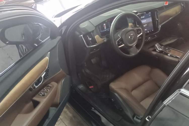 Used Volvo S90 2023 B5 Zhiyi Luxury Edition Driver Seat