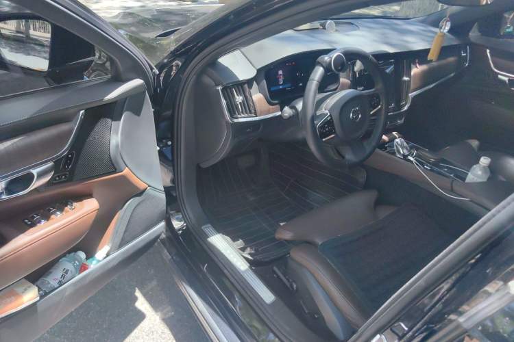 Used Volvo S90 2023 B5 Zhiyuan Luxury Edition Driver Seat