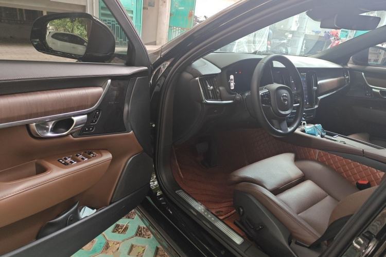 Used Volvo S90 2023 B5 Zhiyuan Luxury Edition Driver Seat