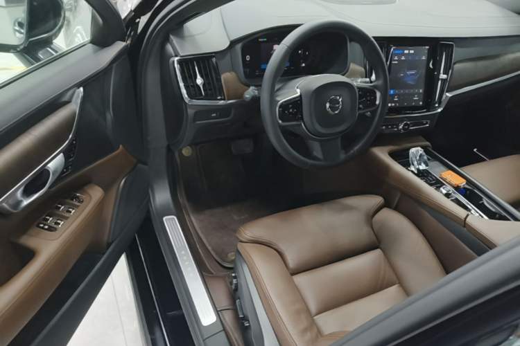 Used Volvo S90 2023 B5 Zhiyuan Luxury Edition Driver Seat