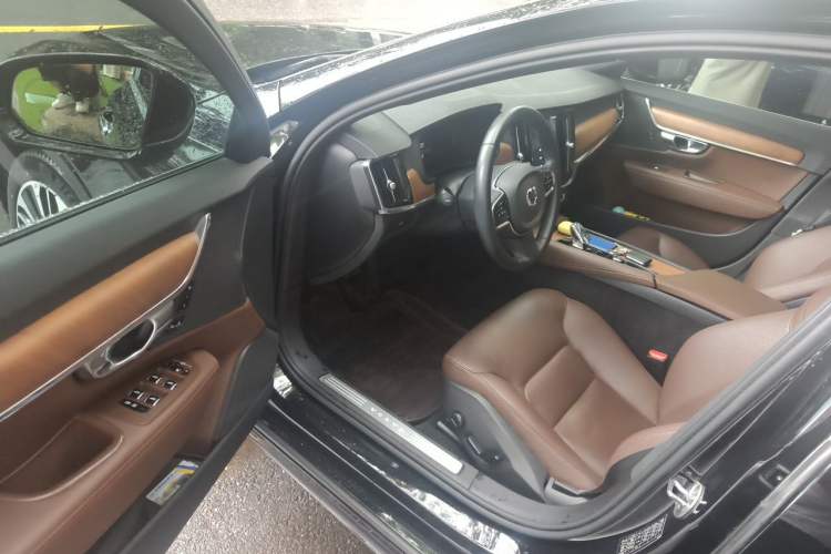 Used Volvo S90 2023 B5 Zhiyi Luxury Edition Driver Seat