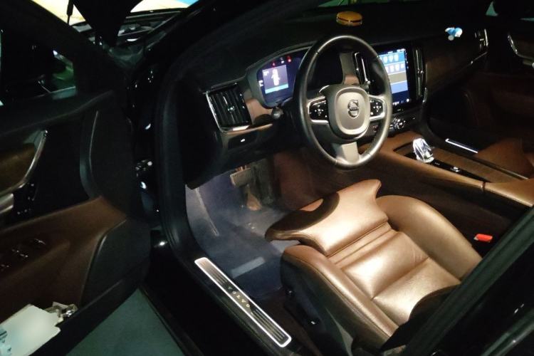 Used Volvo S90 2023 B5 Zhiyuan Luxury Edition Driver Seat