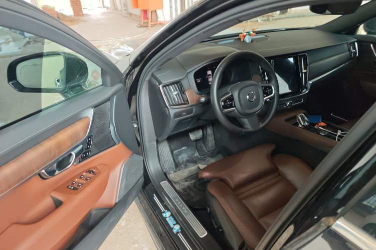 Used Volvo S90 2023 B5 Zhiyuan Luxury Edition Driver Seat