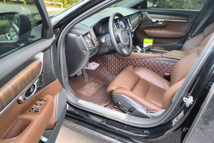 Used Volvo S90 2023 B5 Zhiyuan Luxury Edition Driver Seat
