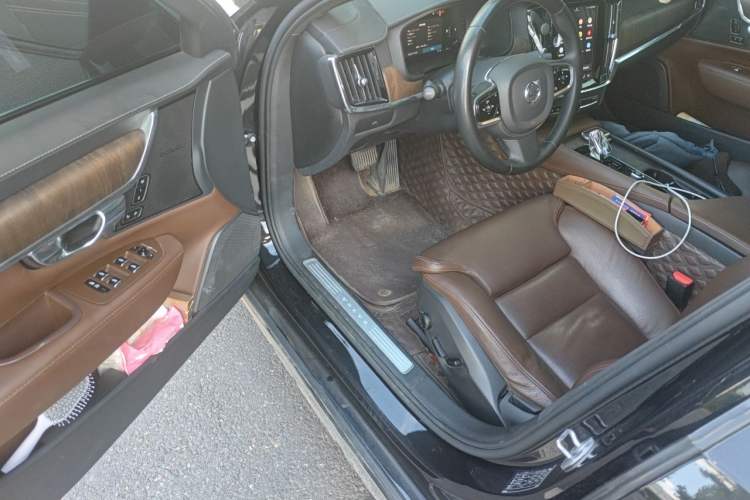 Used Volvo S90 2023 B5 Zhiyuan Luxury Edition Driver Seat