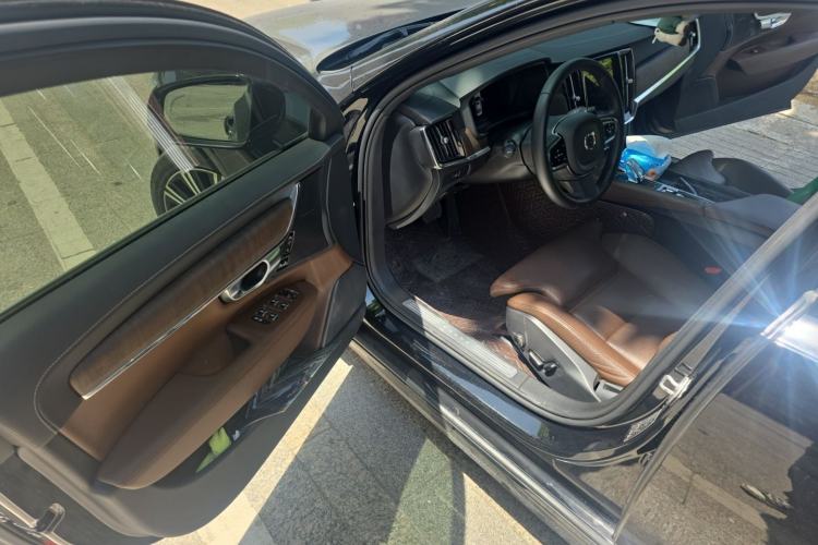 Used Volvo S90 2023 B5 Zhiyuan Luxury Edition Driver Seat
