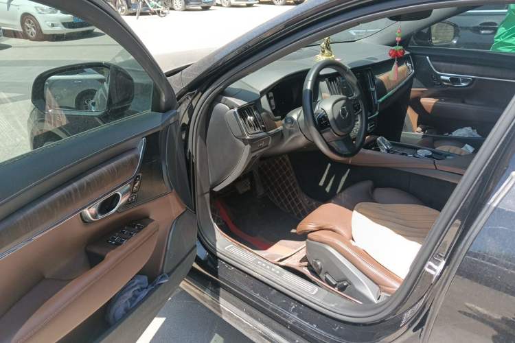 Used Volvo S90 2023 B5 Zhiyuan Luxury Edition Driver Seat