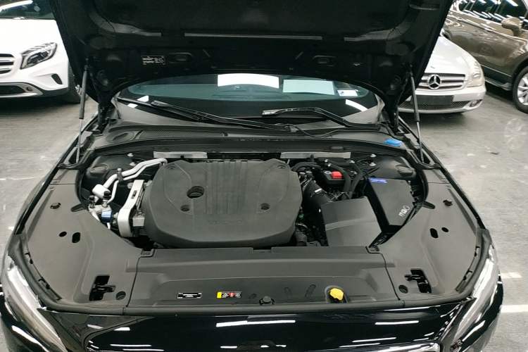 Used Volvo S90 2023 B5 Zhiyi Luxury Edition Engine Bay