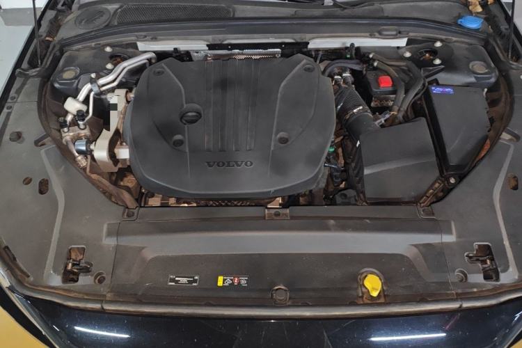 Used Volvo S90 2023 B5 Zhiyuan Luxury Edition Engine Bay