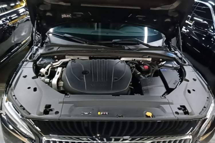 Used Volvo S90 2023 B5 Zhiyuan Luxury Edition Engine Bay