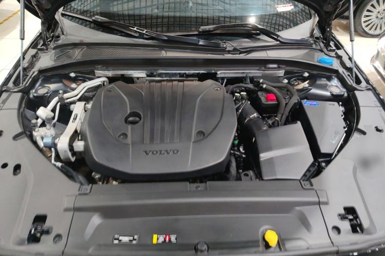 Used Volvo S90 2023 B5 Zhiyi Luxury Edition Engine Bay