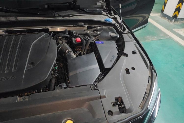 Used Volvo S90 2023 B5 Zhiyi Luxury Edition Engine Bay Left