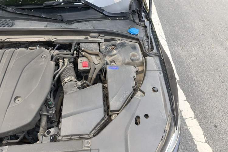 Used Volvo S90 2023 B5 Zhiyi Luxury Edition Engine Bay Left