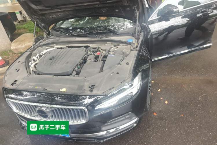 Used Volvo S90 2023 B5 Zhiyi Luxury Edition Engine Bay Left