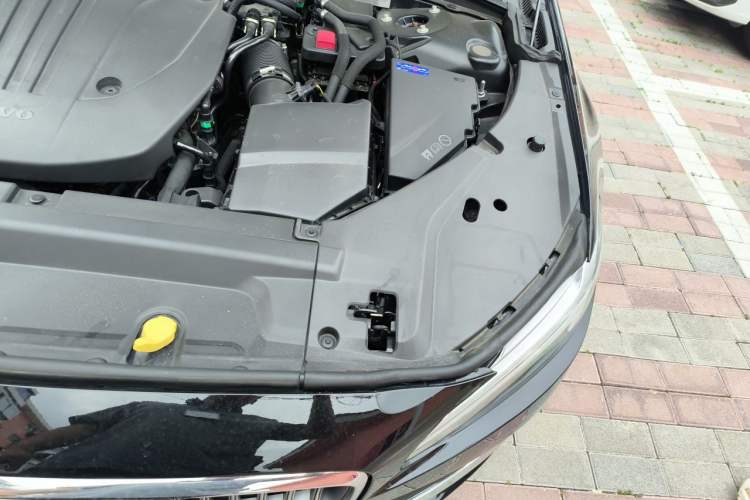 Used Volvo S90 2023 B5 Zhiyi Luxury Edition Engine Bay Left