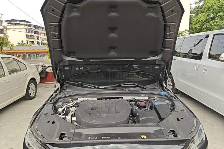 Used Volvo S90 2023 B5 Zhiyuan Luxury Edition Engine Bay